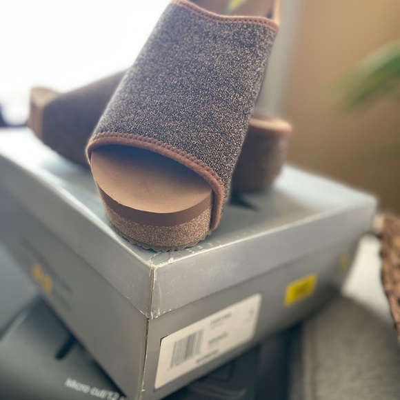 Volatile Festina Bronze Wedge, Sz 8 - Picture 3 of 3